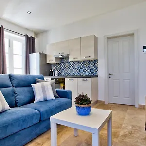 Διαμέρισμα Ursula Self Catering And 1-br In By Tritoni, Βαλέτα